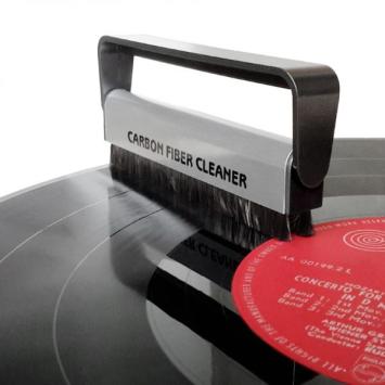 Carbon vinyl record brush Analogis